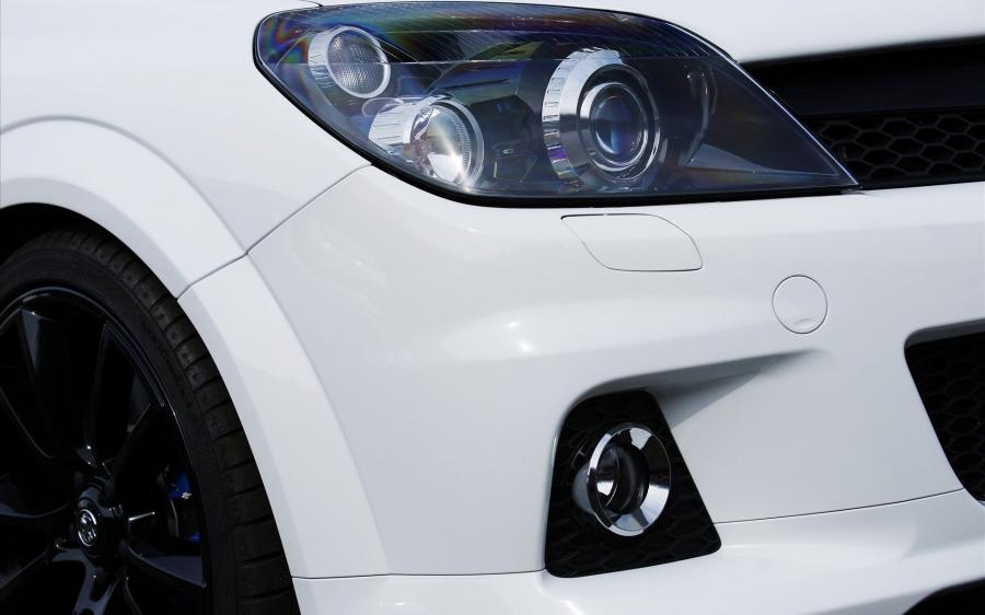  Vauxhall Astra VXR 2011 года  (фото 6 из 13)
